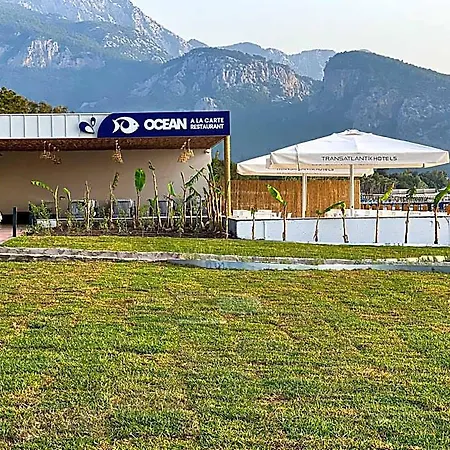 Ξενοδοχείο Transatlantik 4*