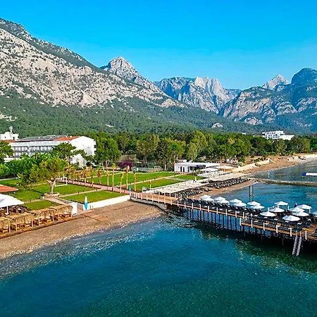 Ξενοδοχείο Transatlantik 4*