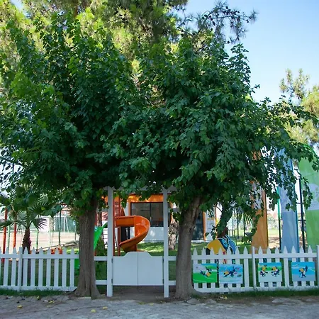 Transatlantik Hotel 4*